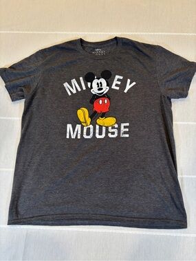 Disney Mickey Mouse Graphic Tee Gray Short Sleeve T-Shirt Size Large Unisex